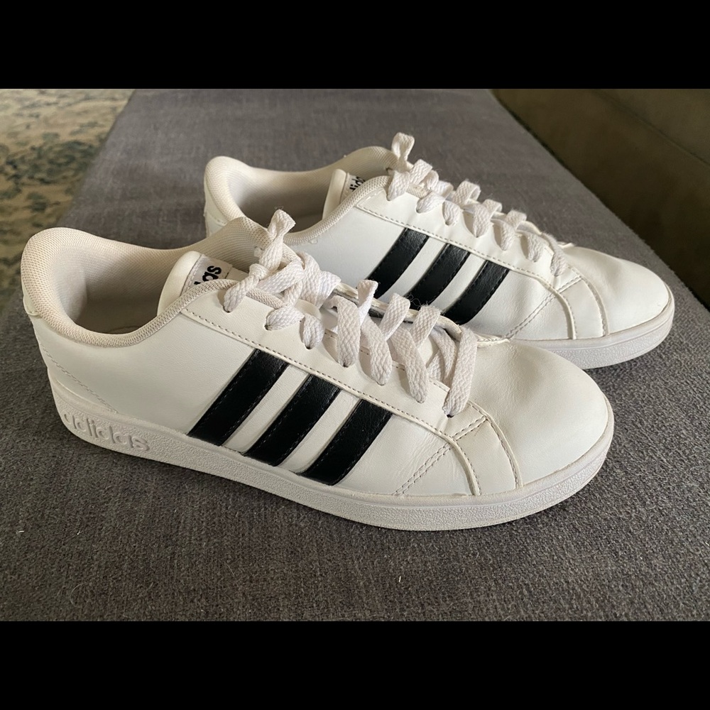 Adidas Youth Baseline Shoes